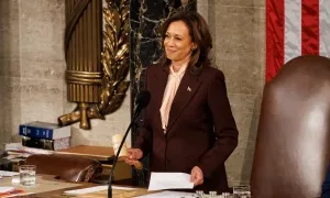 Phó tổng thống Harris xác nhận chiến thắng của ông Trump