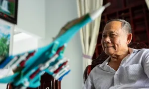 Người phi công "hai màu áo" của Phi đội Quyết thắng Người phi công "hai màu áo" của Phi đội Quyết thắng