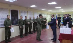 Công ty Nga thưởng tiền cho nhóm quân nhân 'hạ F-16 Ukraine' Công ty Nga thưởng tiền cho nhóm quân nhân 'hạ F-16 Ukraine'