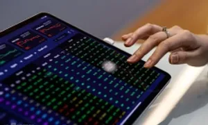 Nửa năm dòng tiền tập trung vào cổ phiếu bất động sản Nửa năm dòng tiền tập trung vào cổ phiếu bất động sản