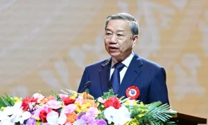 Tổng Bí thư: 'Báo chí cần khơi gợi tinh thần cống hiến trong xã hội' Tổng Bí thư: 'Báo chí cần khơi gợi tinh thần cống hiến trong xã hội'