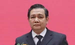 Nguyên phó chánh án Tòa án Cấp cao đầu thú nhận hối lộ