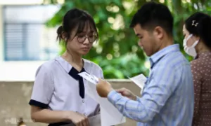 Hơn 300.000 thí sinh bỏ xét tuyển đại học Hơn 300.000 thí sinh bỏ xét tuyển đại học