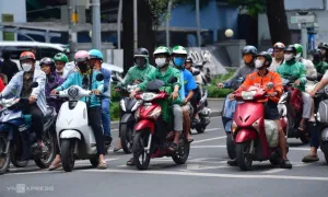 Chuyên gia: 'TP HCM phải chuẩn bị tốt hạ tầng trước khi hạn chế xe xăng dầu' Chuyên gia: 'TP HCM phải chuẩn bị tốt hạ tầng trước khi hạn chế xe xăng dầu'