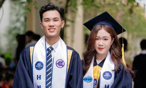 Cặp song sinh tốt nghiệp xuất sắc Sư phạm, về dạy cùng trường chuyên Cặp song sinh tốt nghiệp xuất sắc Sư phạm, về dạy cùng trường chuyên