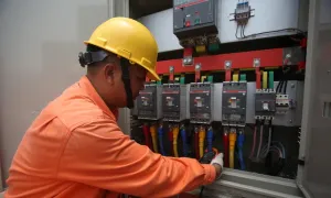 Bộ Công Thương: Giá điện chỉ tăng 2-5% nếu cho EVN tính bù khoản lỗ 45.000 tỷ đồng Bộ Công Thương: Giá điện chỉ tăng 2-5% nếu cho EVN tính bù khoản lỗ 45.000 tỷ đồng