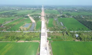 Phương án rút ngắn tiến độ 4-8 tháng ở cao tốc ngang miền Tây Phương án rút ngắn tiến độ 4-8 tháng ở cao tốc ngang miền Tây