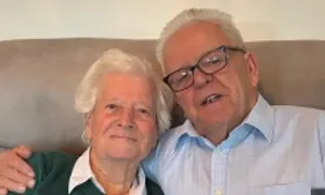 Đám cưới 'chạy đua' với chứng mất trí nhớ